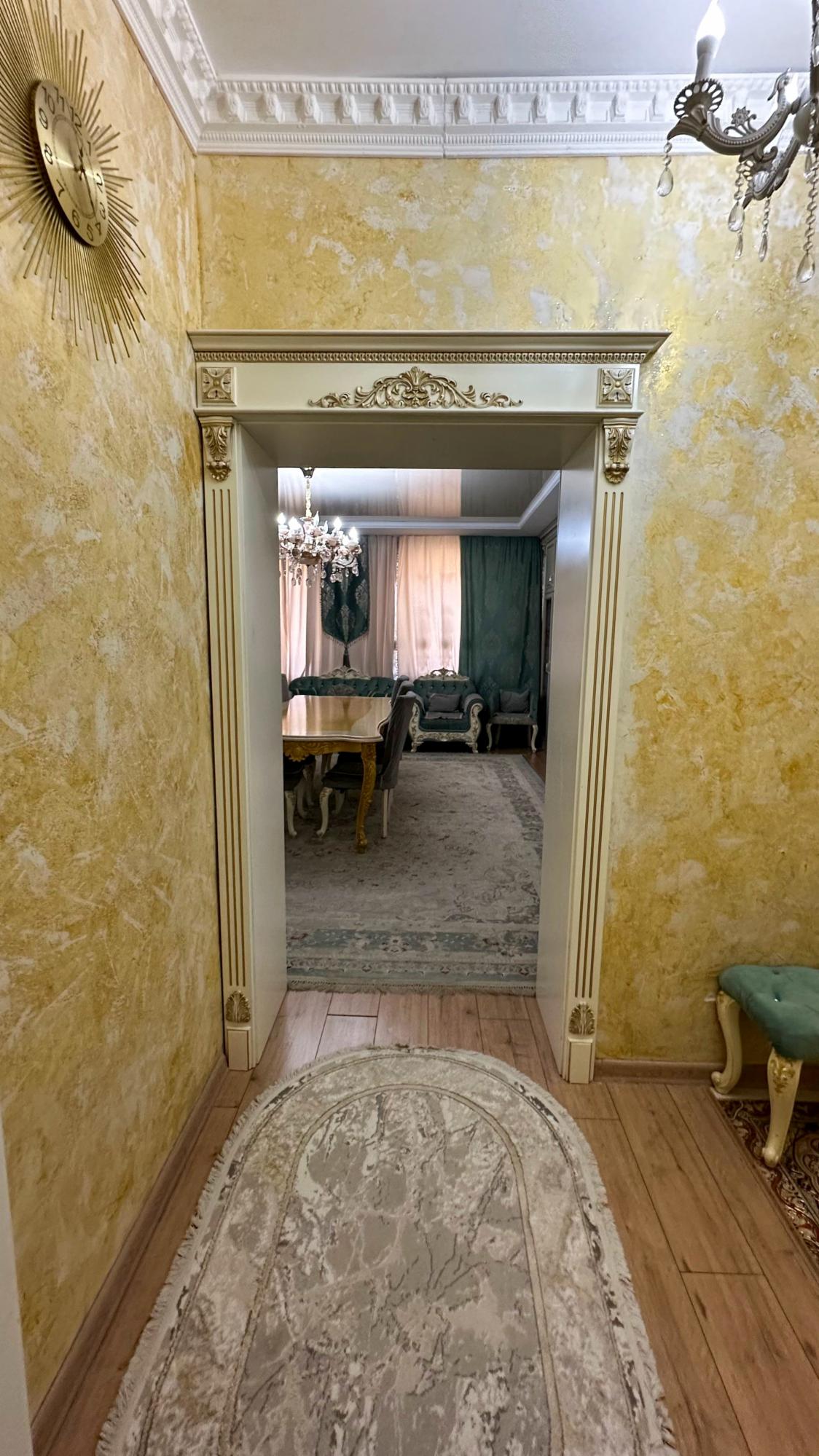 4-комнантная квартира, 143.0 м²,Муратбаева за 60 000 000