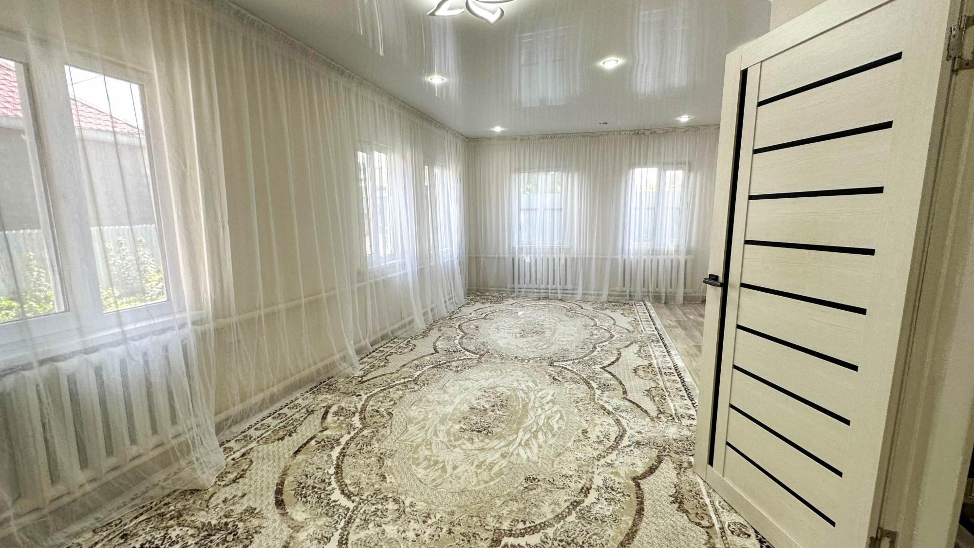 4-комнантный квартира, 118.6 м²,Алатау за 21 500 000