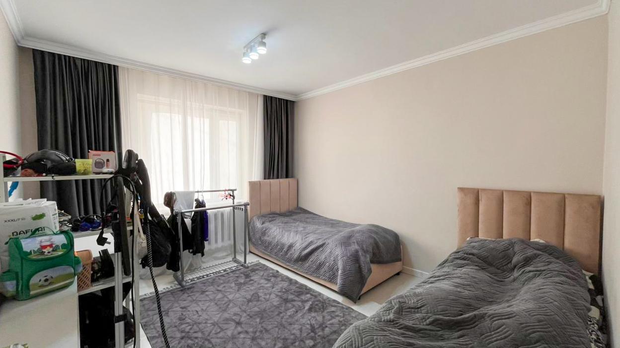 5-комнантная квартира, 112.0 м²,мкр Мушелтой за 33 000 000