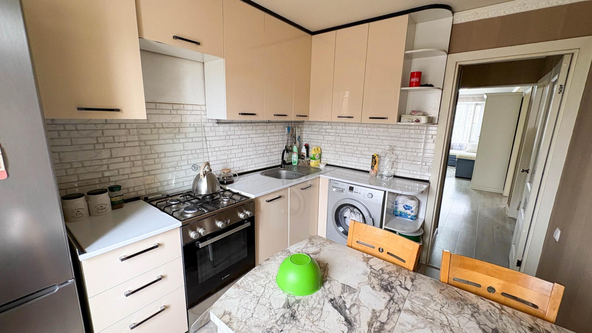 4-комнантная квартира, 74.2 м²,4 мкр за 22 000 000