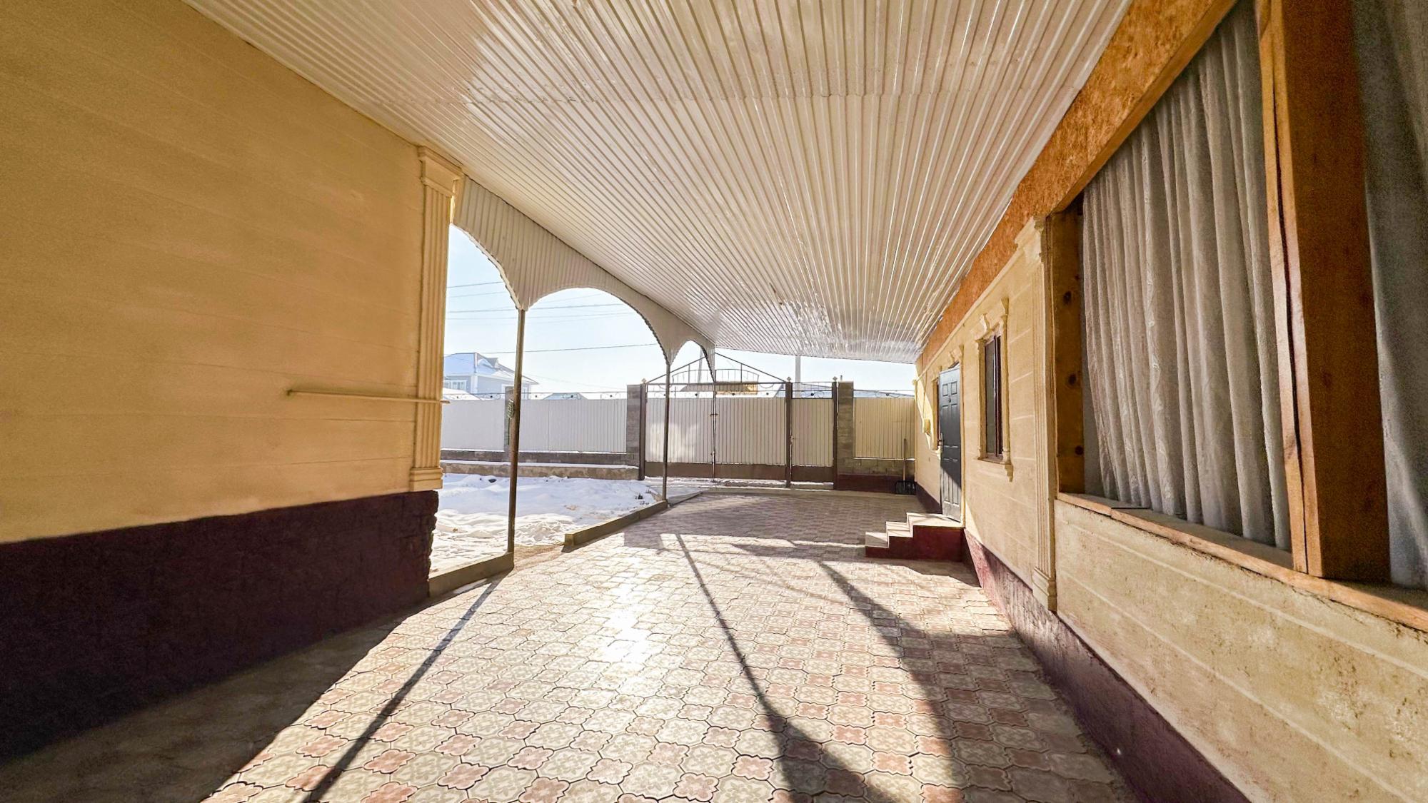 6-комнантный квартира, 132.0 м²,Айманова за 60 000 000