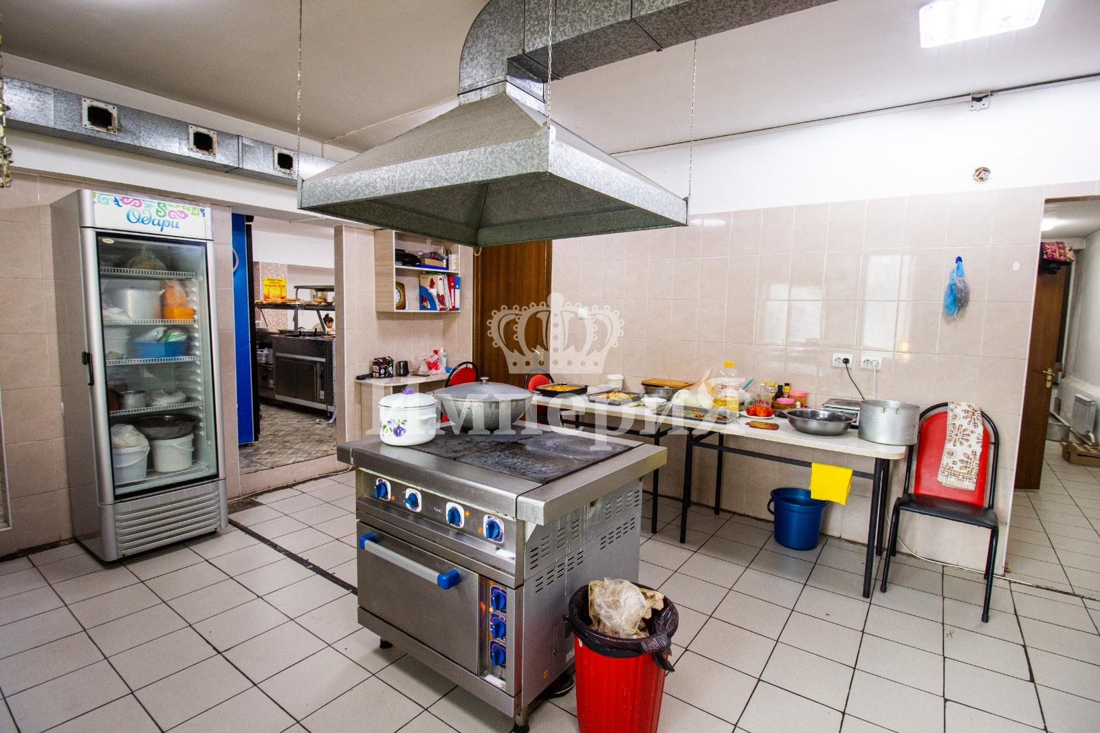 5-комнантный квартира, 140.0 м²,Назарбаева за 53 000 000