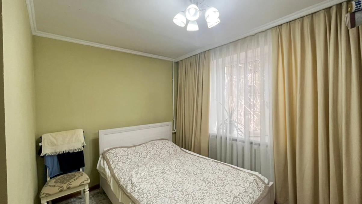 5-комнантная квартира, 98.0 м²,Назарбаева за 34 000 000
