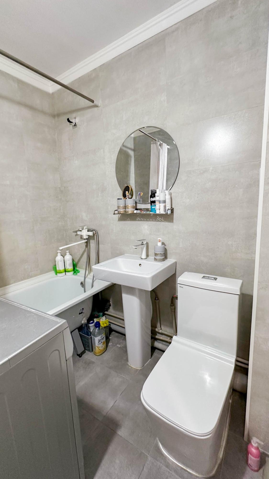 3-комнантная квартира, 57.4 м²,5 мкр за 17 800 000