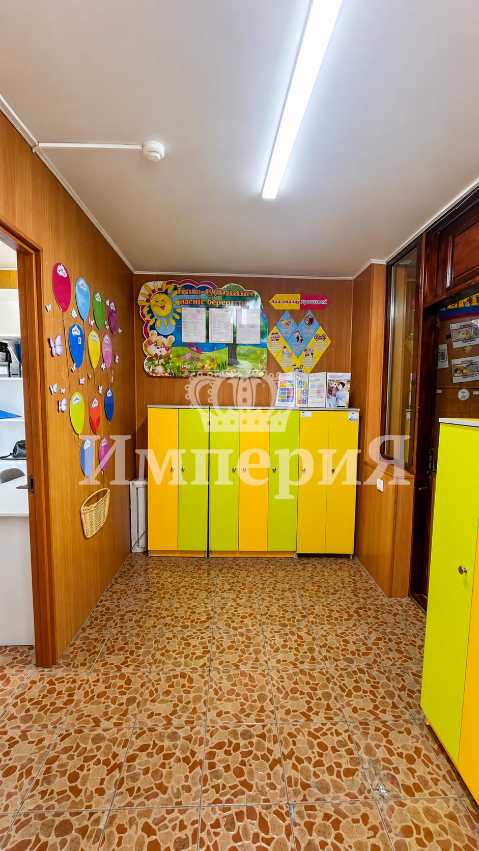 15-комнантный квартира, 266.0 м²,Калиева за 90 000 000