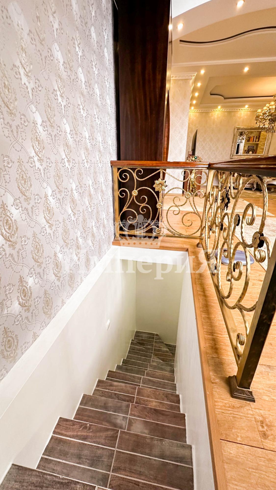 6-комнантный квартира, 300.0 м²,Гали Орманова за 150 000 000