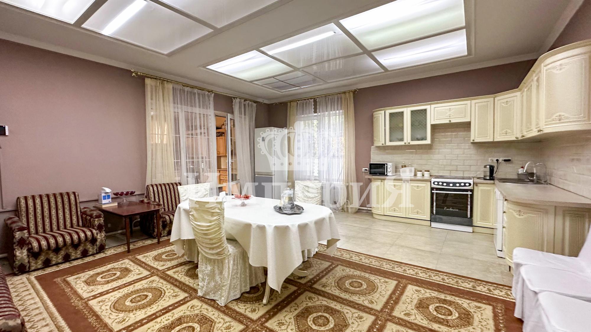 7-комнантный квартира, 437.7 м²,Каратальская за 155 000 000