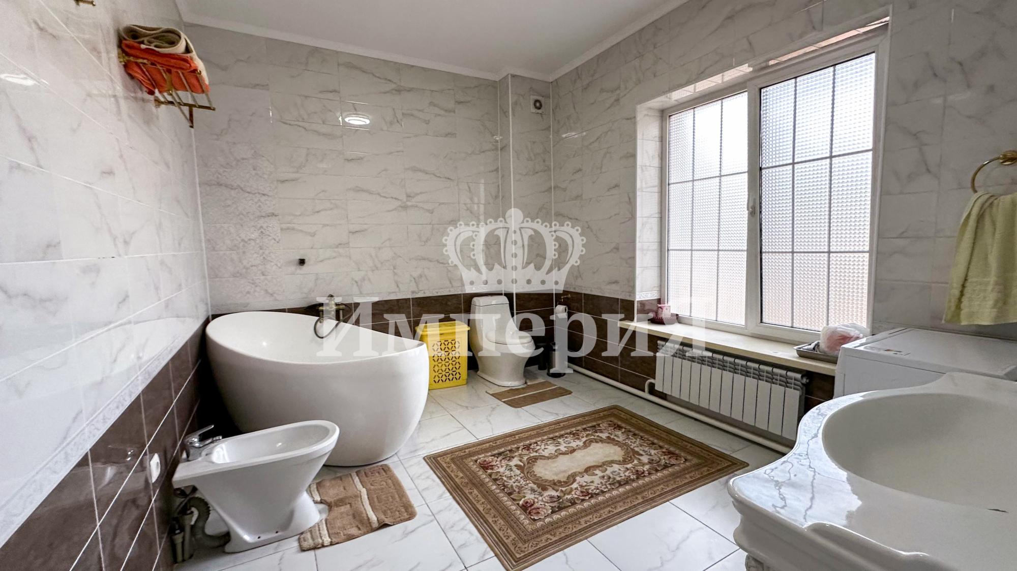 7-комнантный квартира, 437.7 м²,Каратальская за 155 000 000