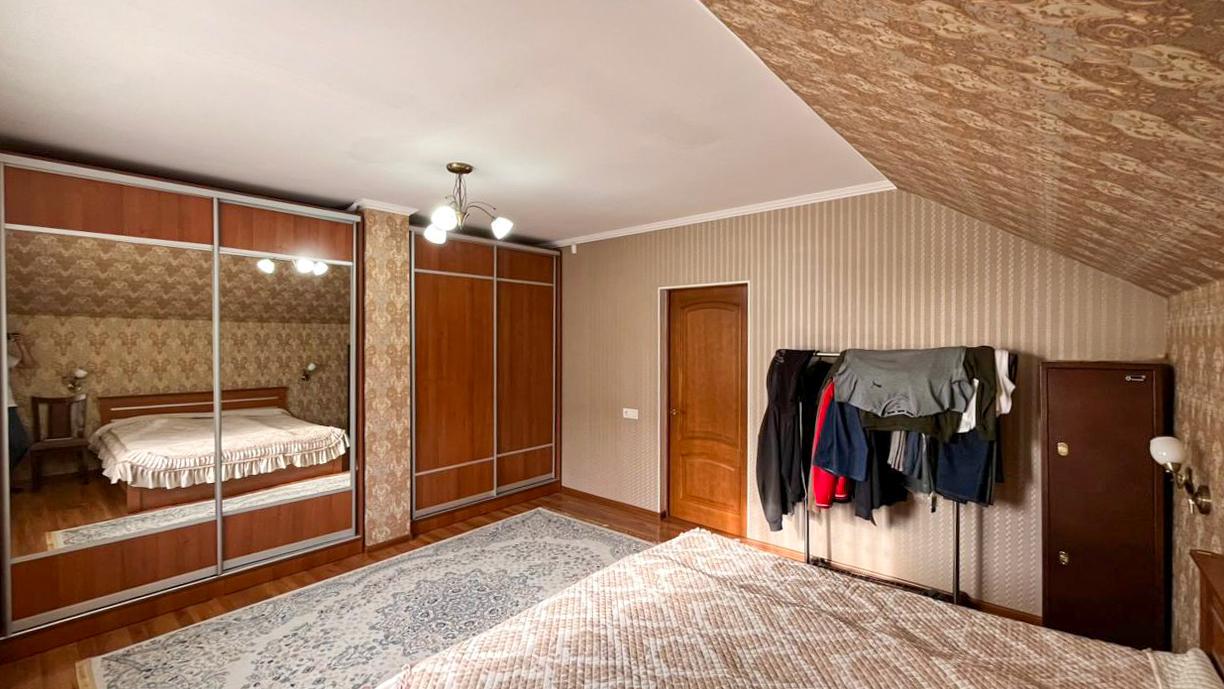 6-комнантный квартира, 198.0 м²,Центр за 65 000 000