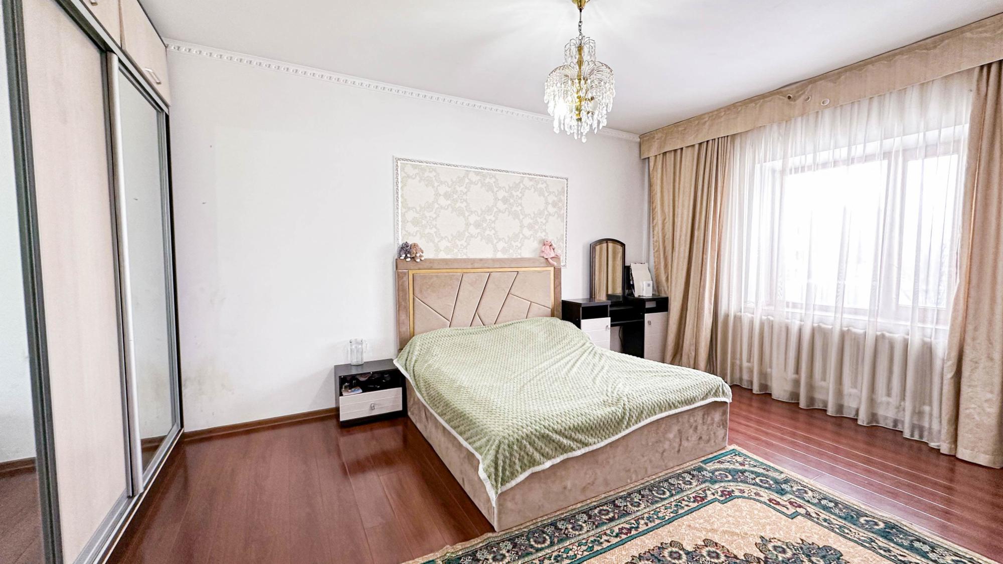 10-комнантный квартира, 410.0 м²,мкр Жастар за 52 000 000