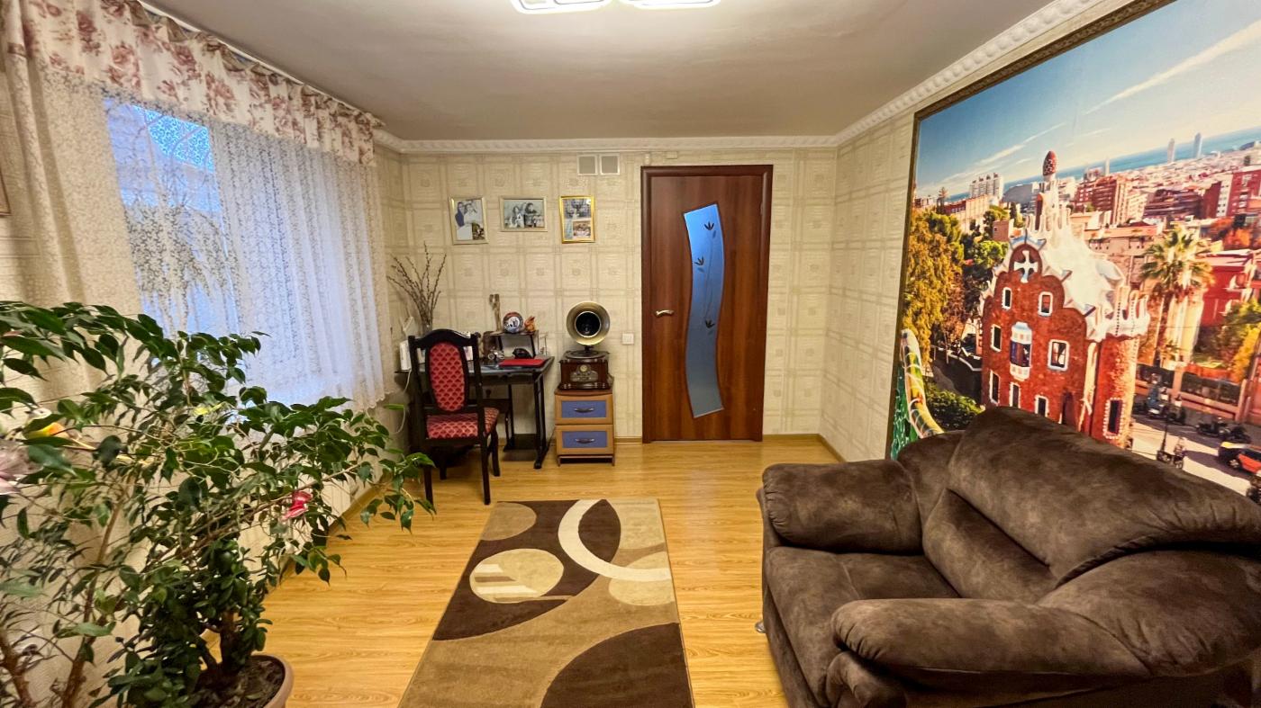 6-комнантный квартира, 250.0 м²,Акын Сара за 50 000 000