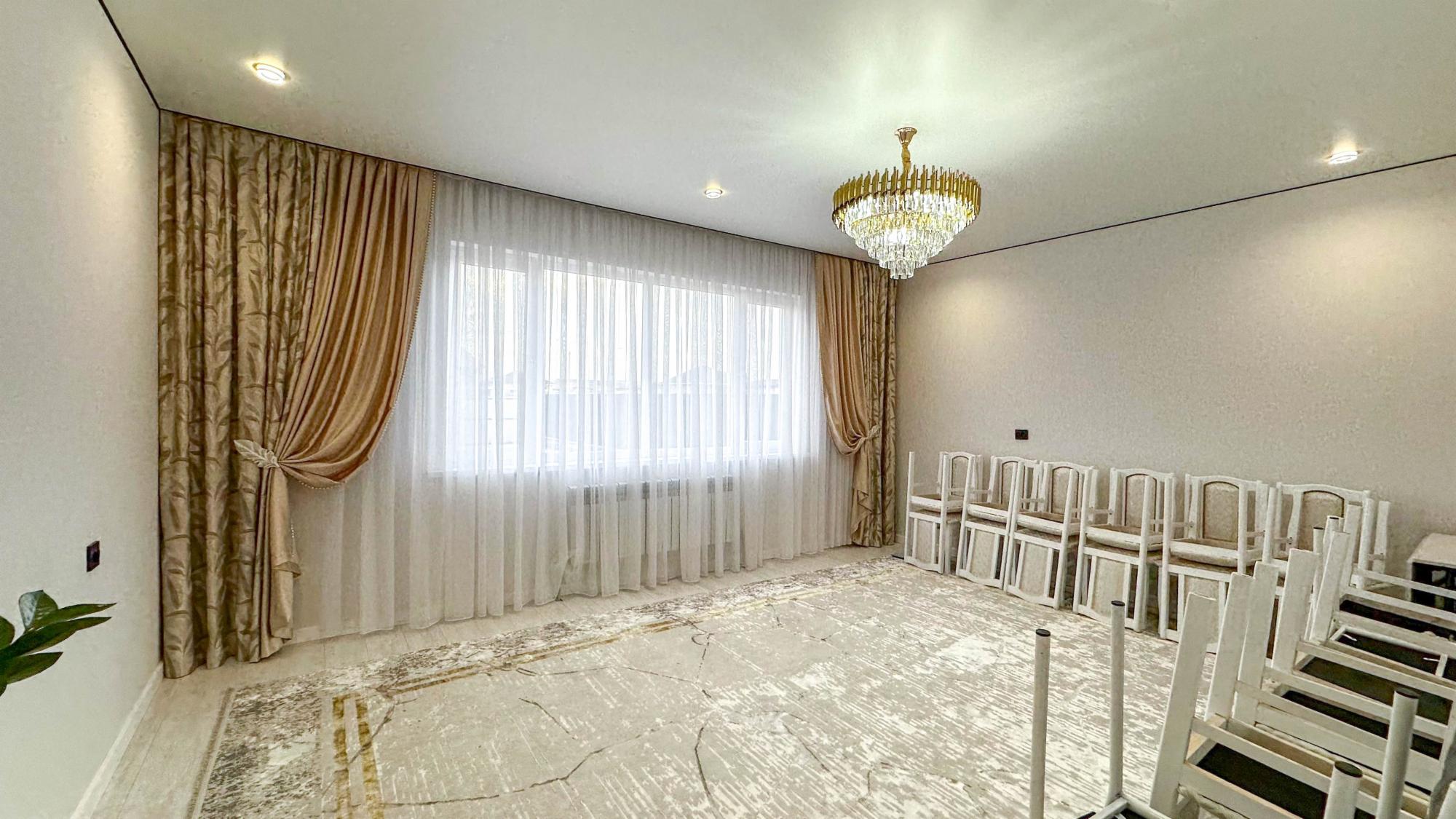 6-комнантный квартира, 160.0 м²,Шаган за 42 000 000