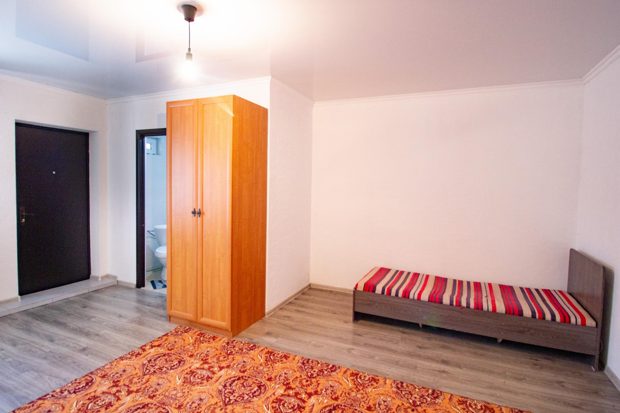 10-комнантный квартира, 250.0 м²,Сыртанова за 42 000 000