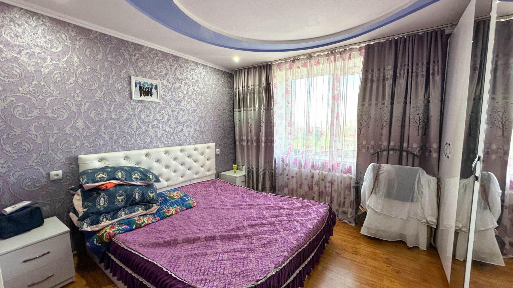 4-комнантная квартира, 80.3 м²,Кунаева за 25 000 000