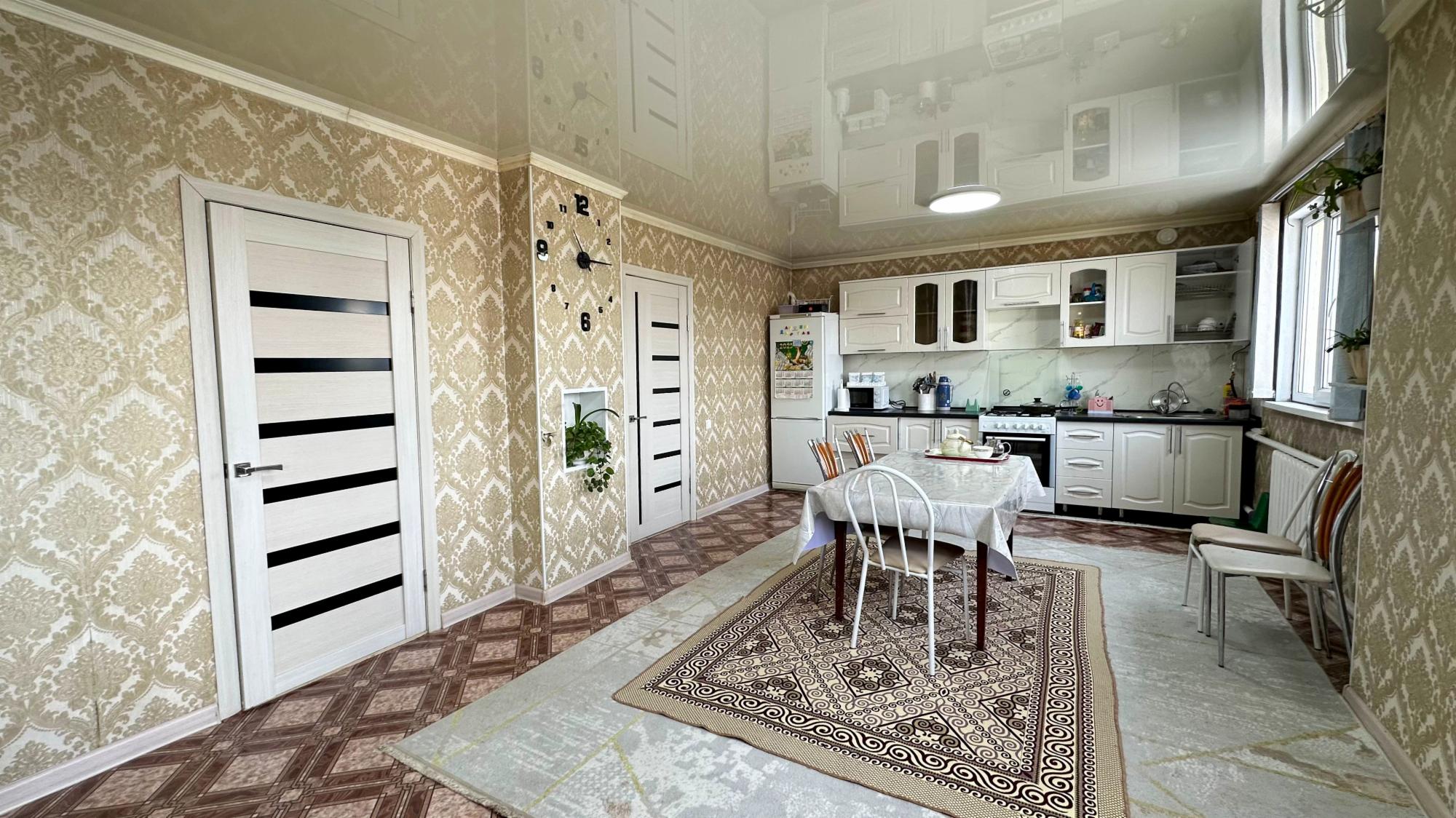 4-комнантный квартира, 93.0 м²,Подобедова за 25 700 000