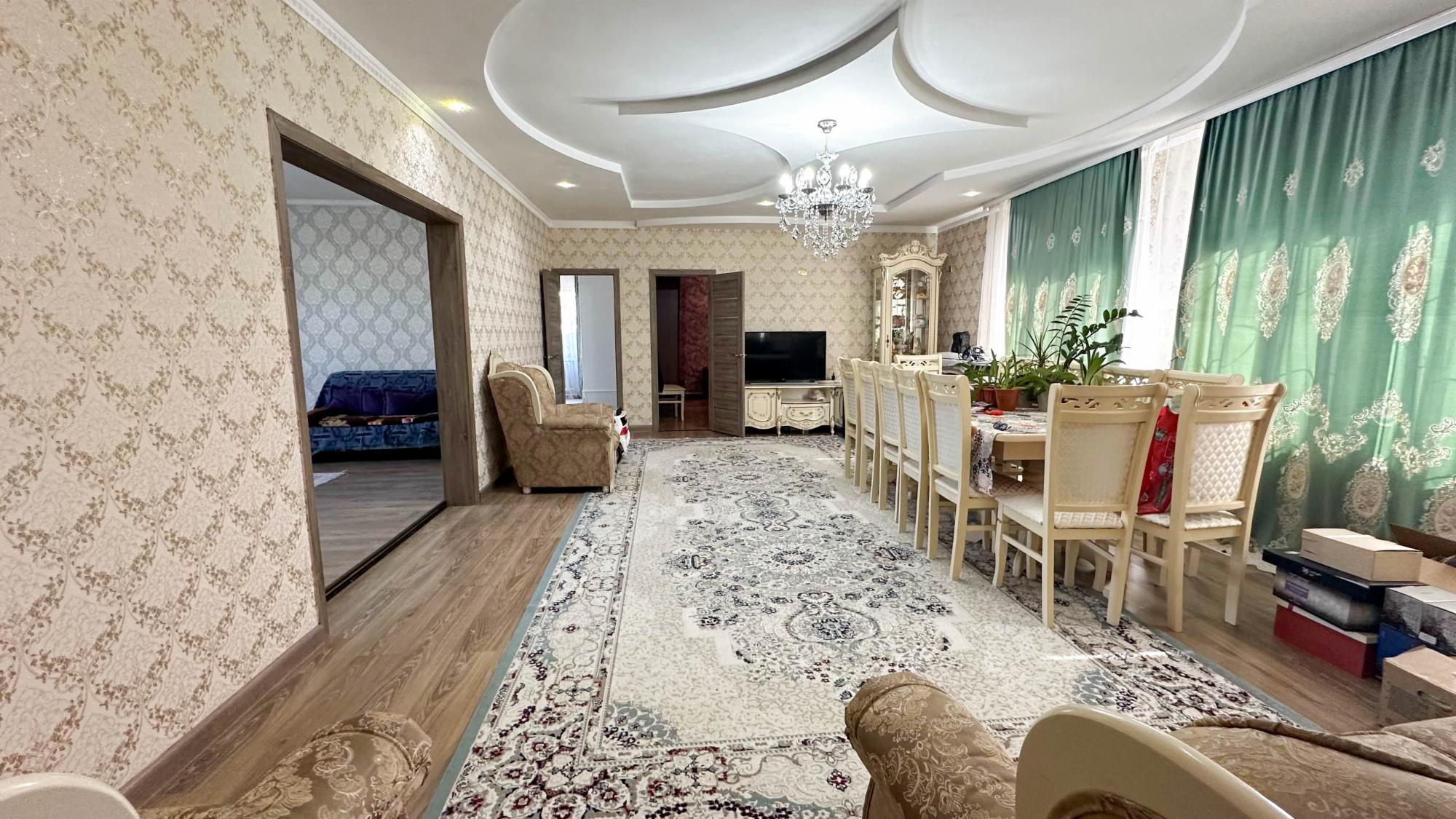 4-комнантный квартира, 150.0 м²,Алтай за 45 000 000