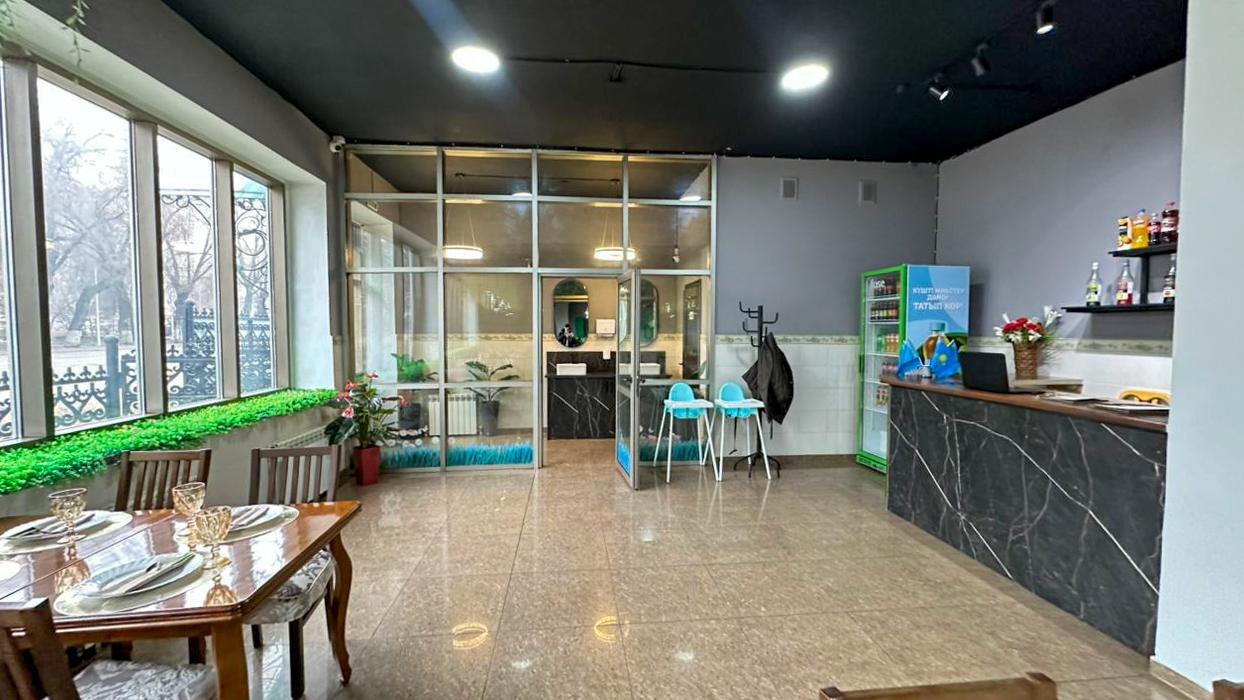 10-комнантный квартира, 202.0 м²,Назарбаева за 140 000 000