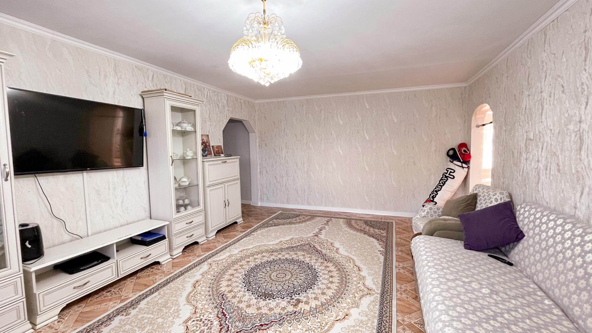 4-комнантная квартира, 80.9 м²,Жансугурова за 30 000 000