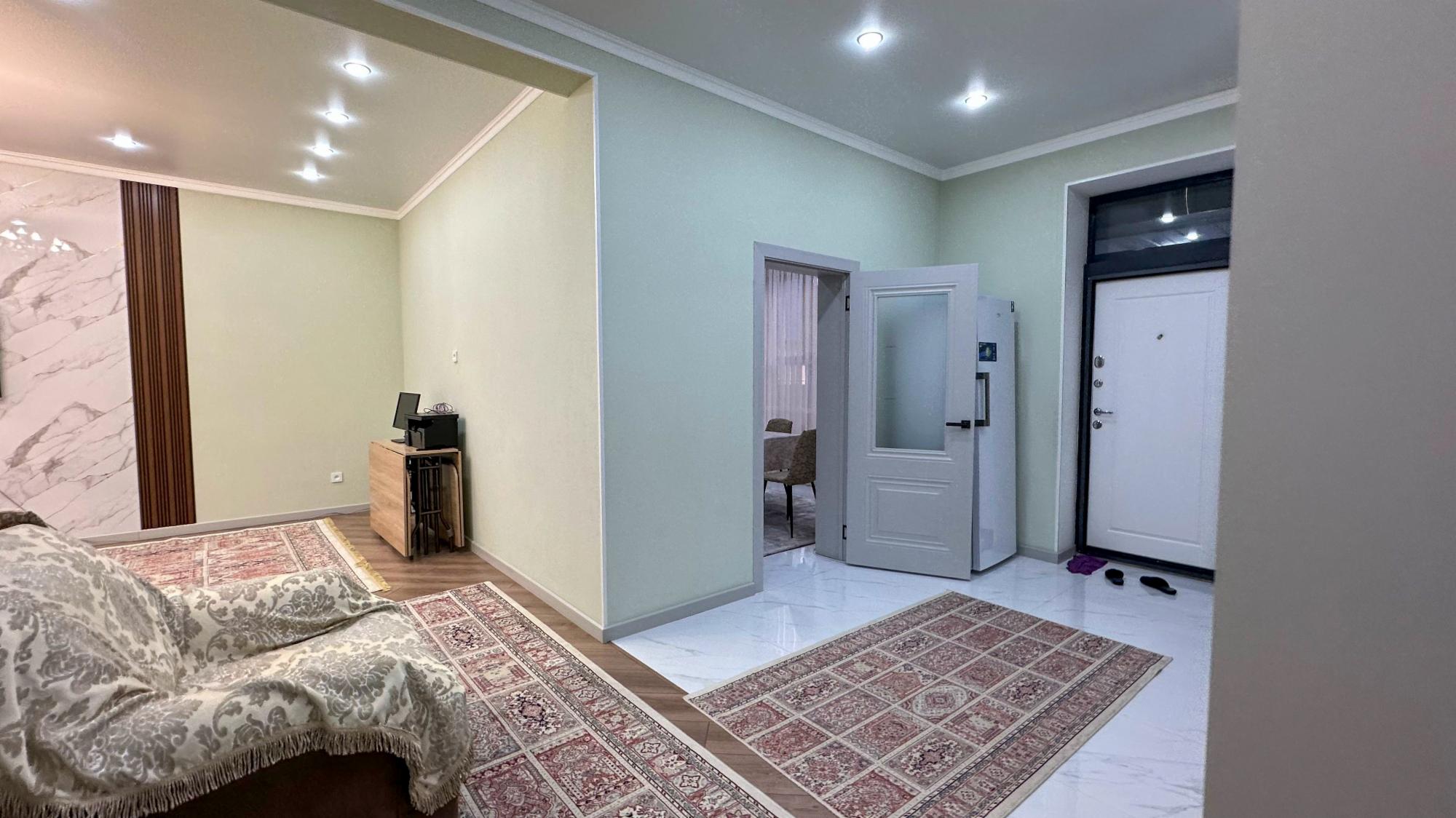 4-комнантный квартира, 104.0 м²,Калиева за 65 000 000