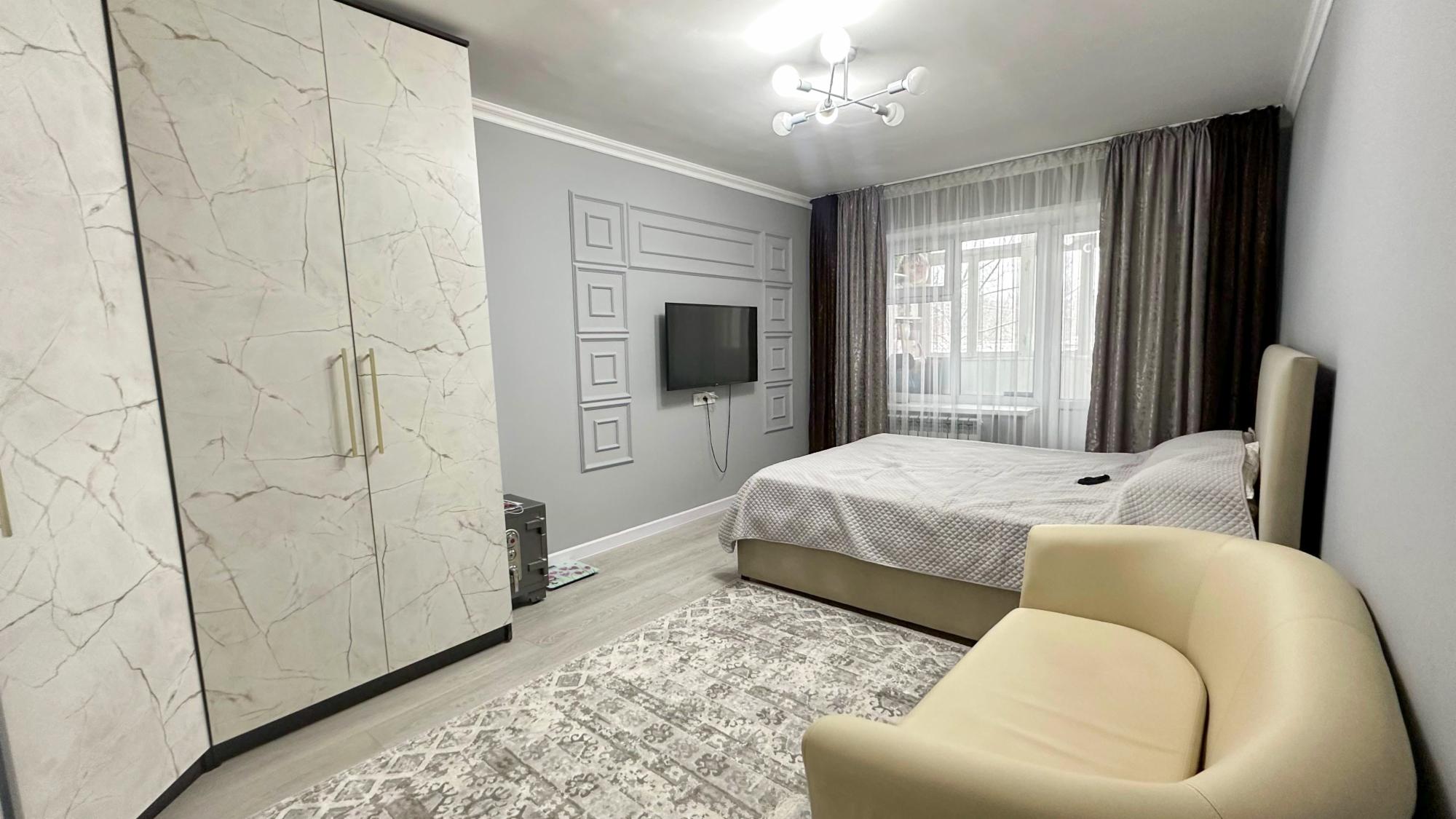 4-комнантная квартира, 91.1 м²,Жансугурова за 38 000 000