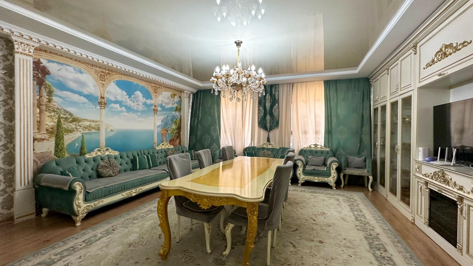 4-комнантная квартира, 143.0 м²,Муратбаева за 60 000 000