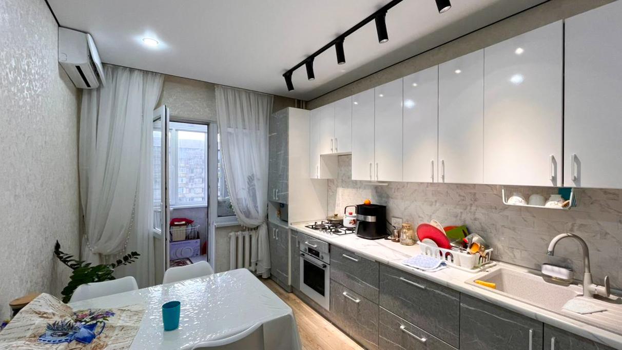 2-комнантная квартира, 65.0 м²,Абая за 33 000 000