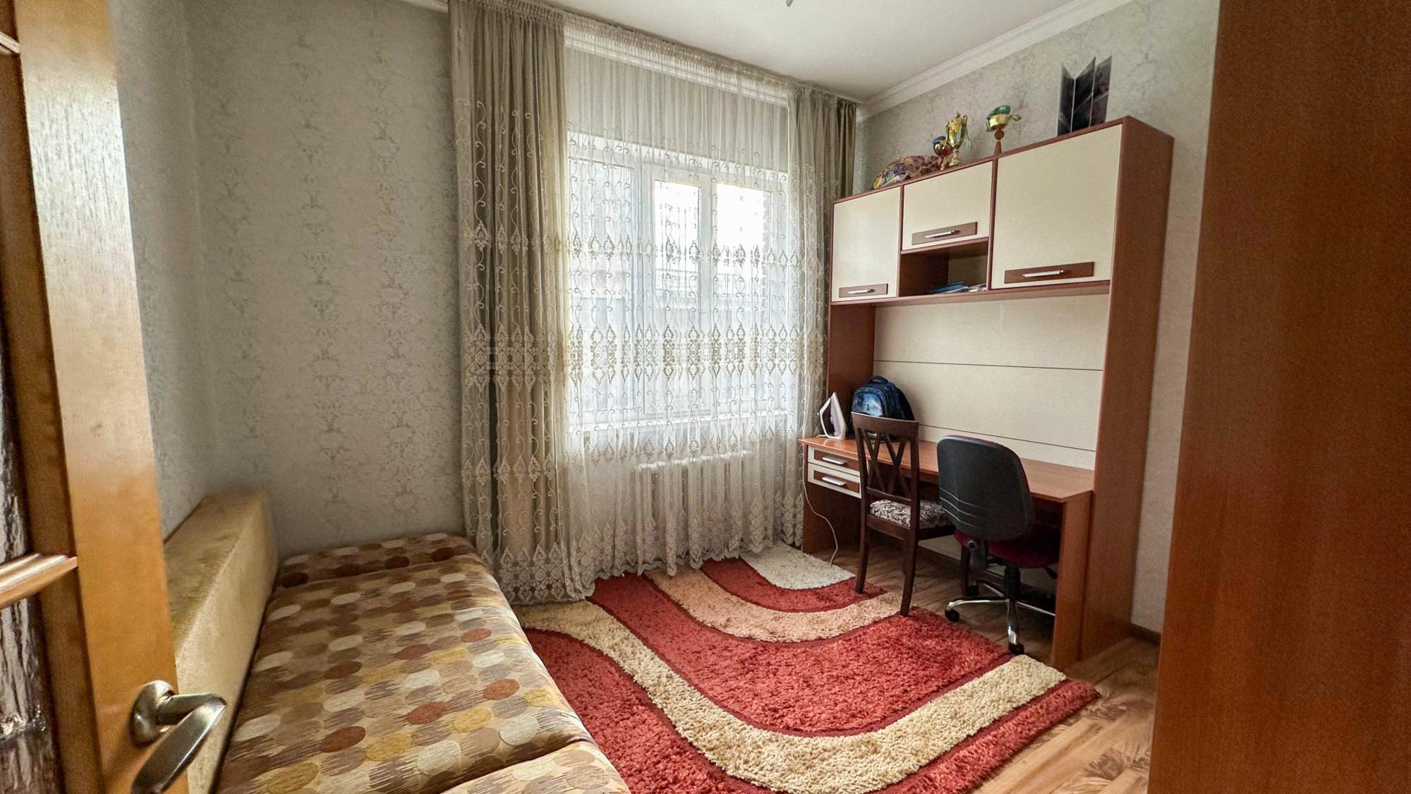 4-комнантный квартира, 180.0 м²,Гульдаурен за 67 000 000