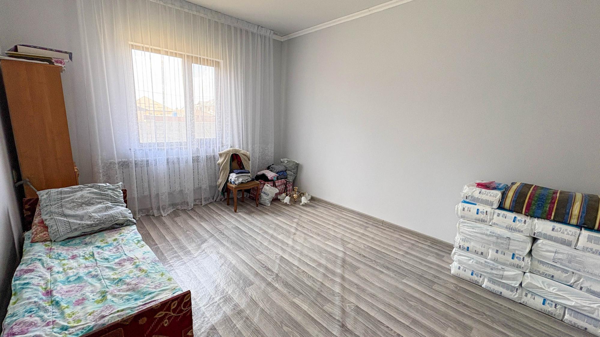 5-комнантный квартира, 247.8 м²,Жастар за 63 000 000