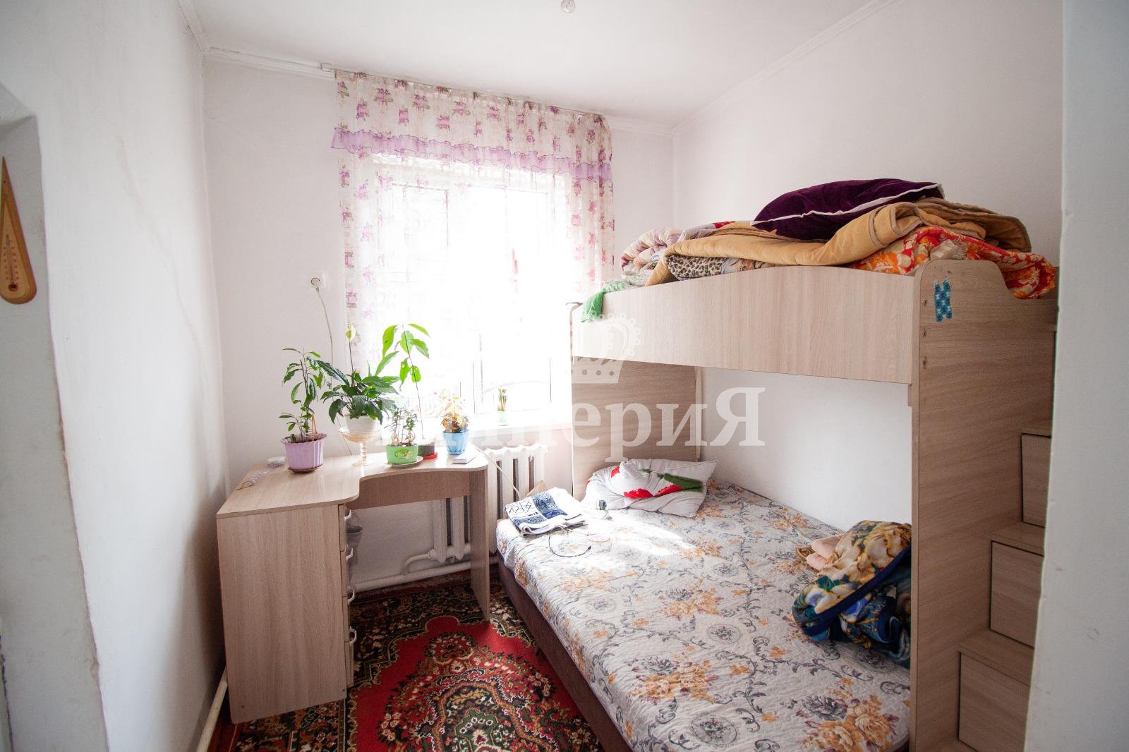 4-комнантный квартира, 58.0 м²,Курманова за 16 000 000