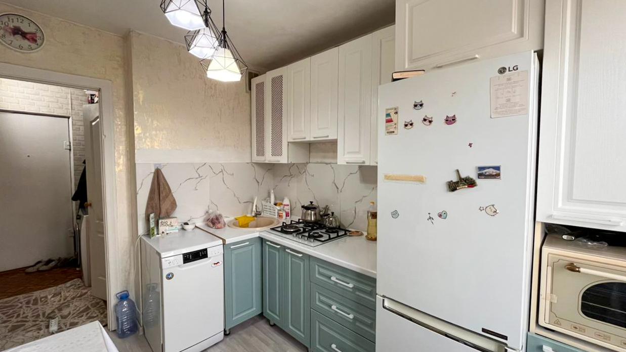 4-комнантная квартира, 43.0 м²,Абжалиева за 16 300 000