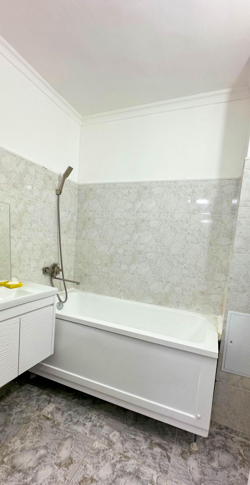 4-комнантная квартира, 110.0 м²,Назарбаева за 38 400 000