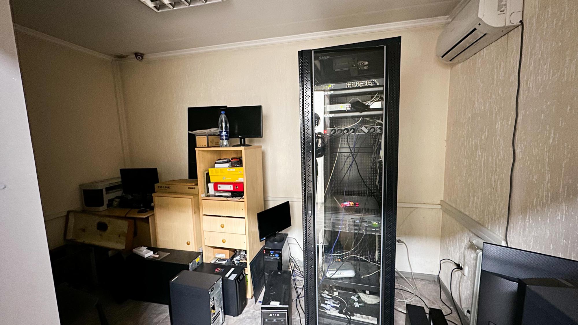 8-комнантный квартира, 212.6 м²,Ескельды Би за 79 000 000