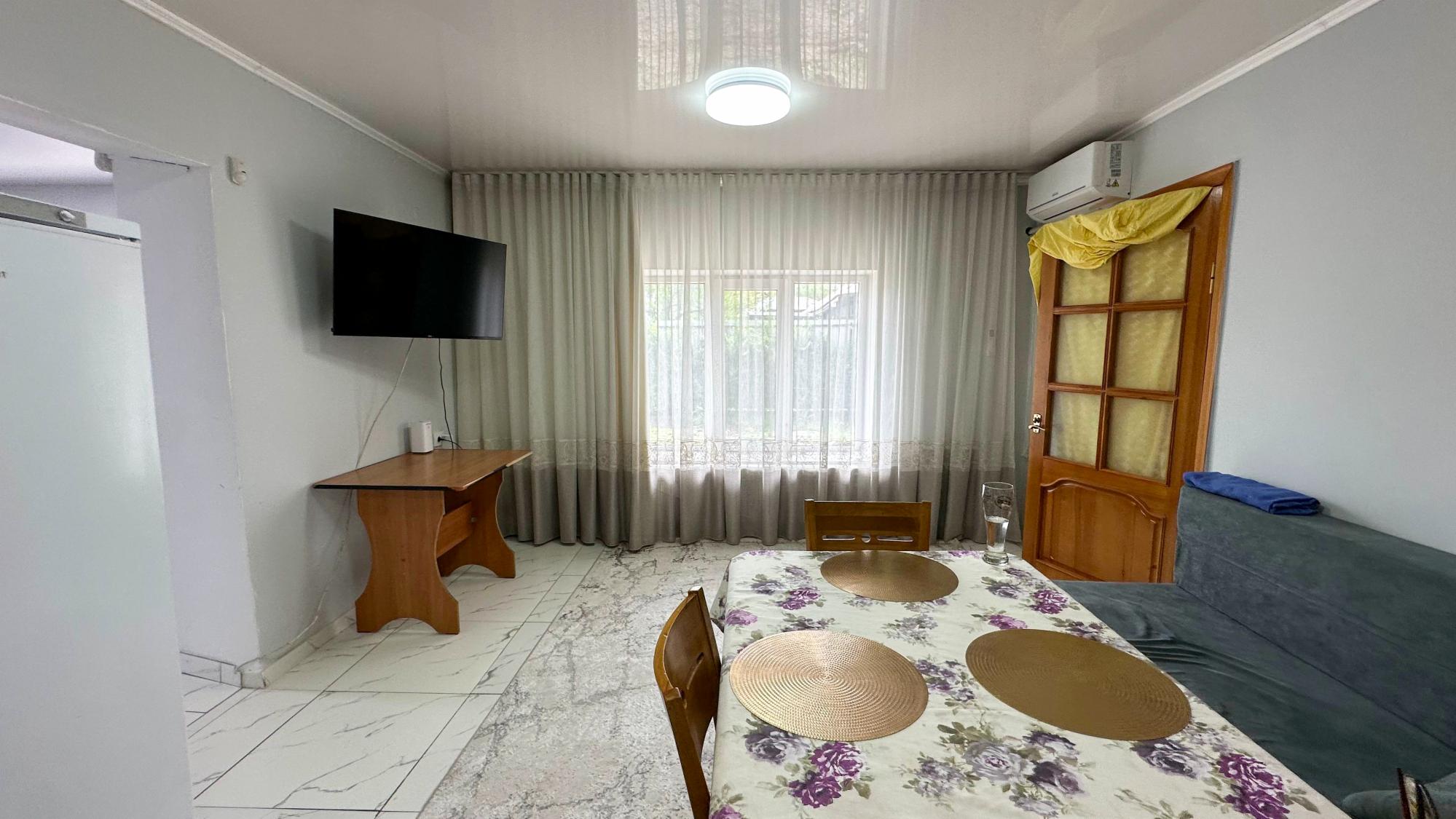 4-комнантный квартира, 140.0 м²,Аксуйская за 50 000 000