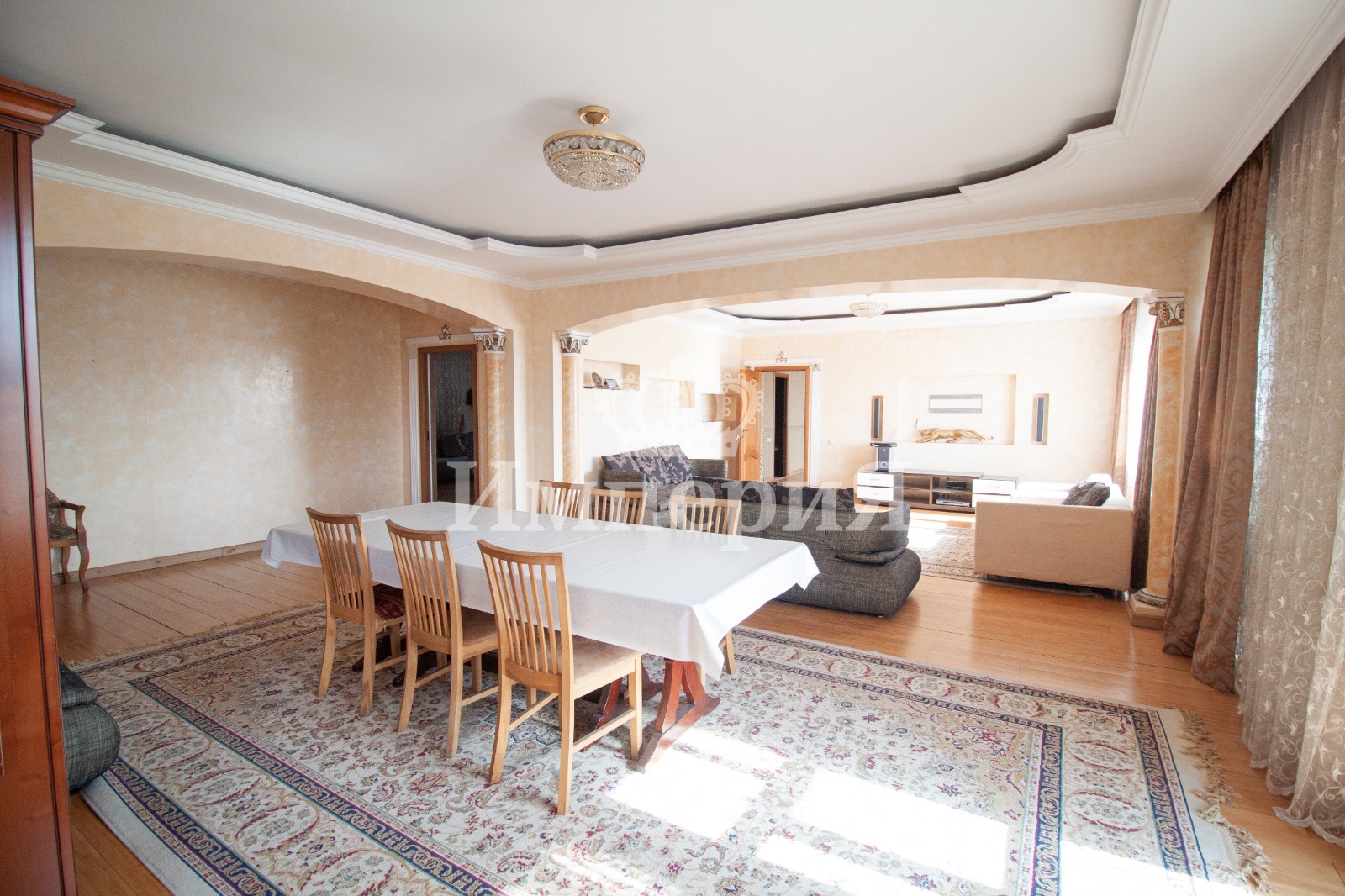 5-комнантная квартира, 191.0 м²,Каратал за 65 000 000