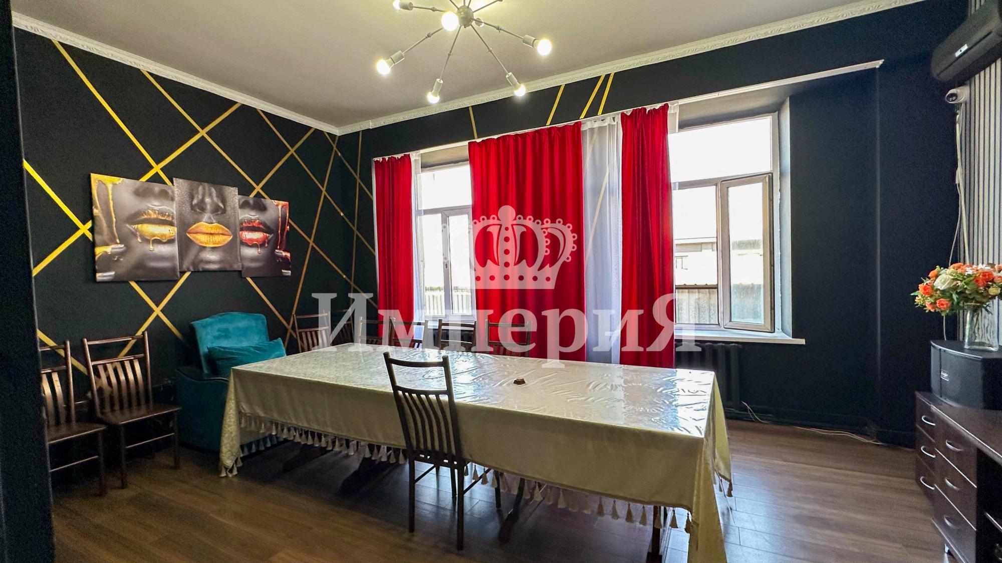 10-комнантный квартира, 1450.0 м²,Каратальская за 290 000 000