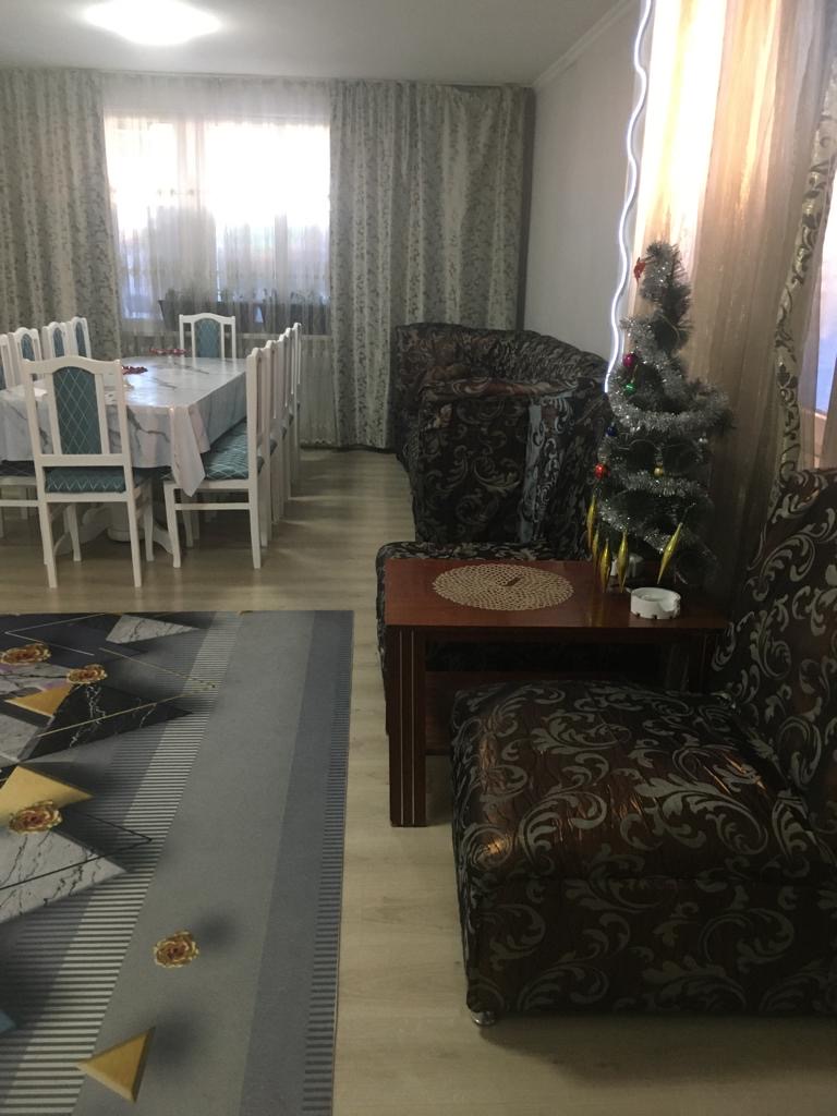 3-комнантный квартира, 55.0 м²,Толебаева за 200 000