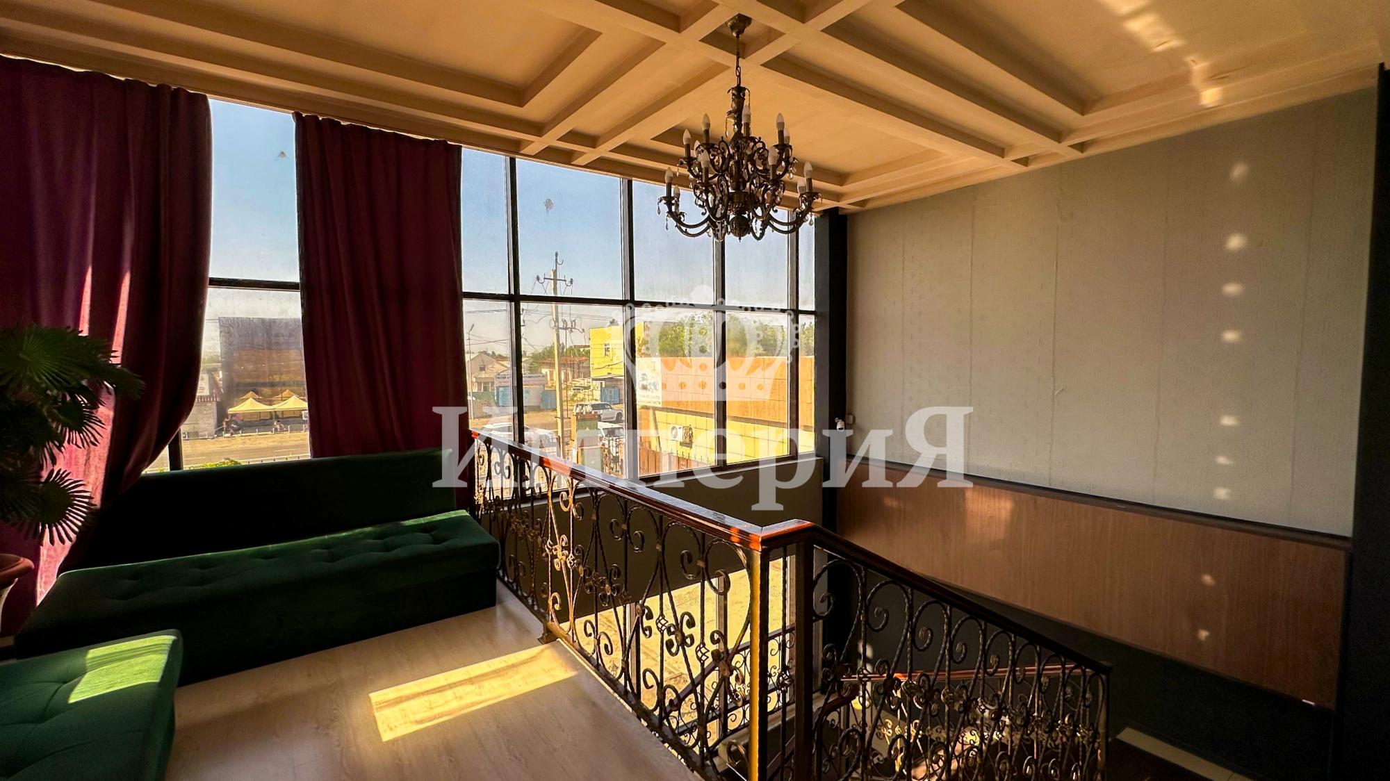 10-комнантный квартира, 1450.0 м²,Каратальская за 290 000 000