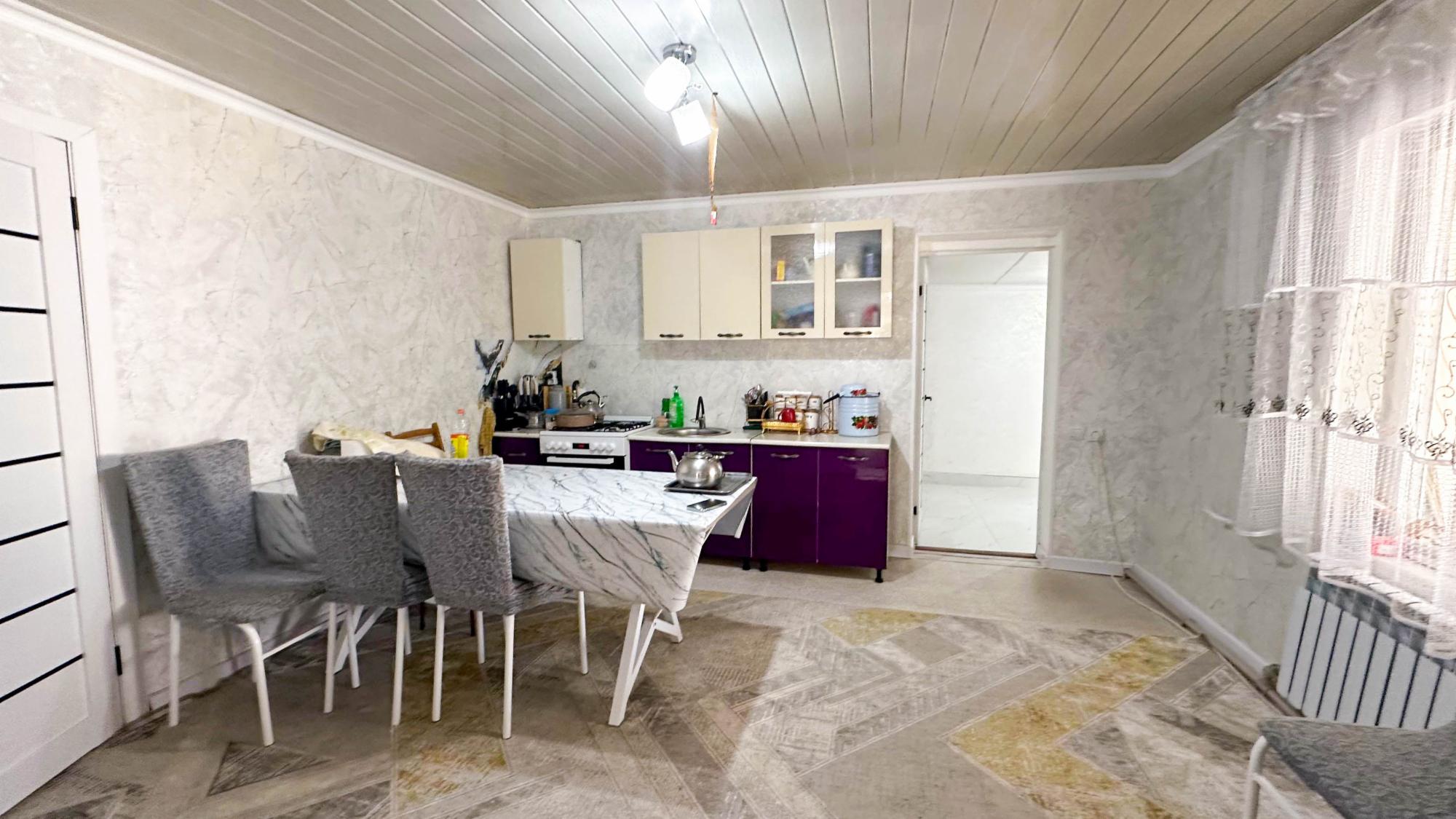 3-комнантный квартира, 111.0 м²,Брусиловского за 20 000 000