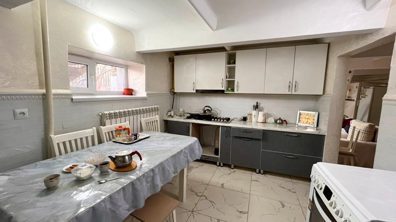 5-комнантный квартира, 125.0 м²,Шаталова за 23 000 000