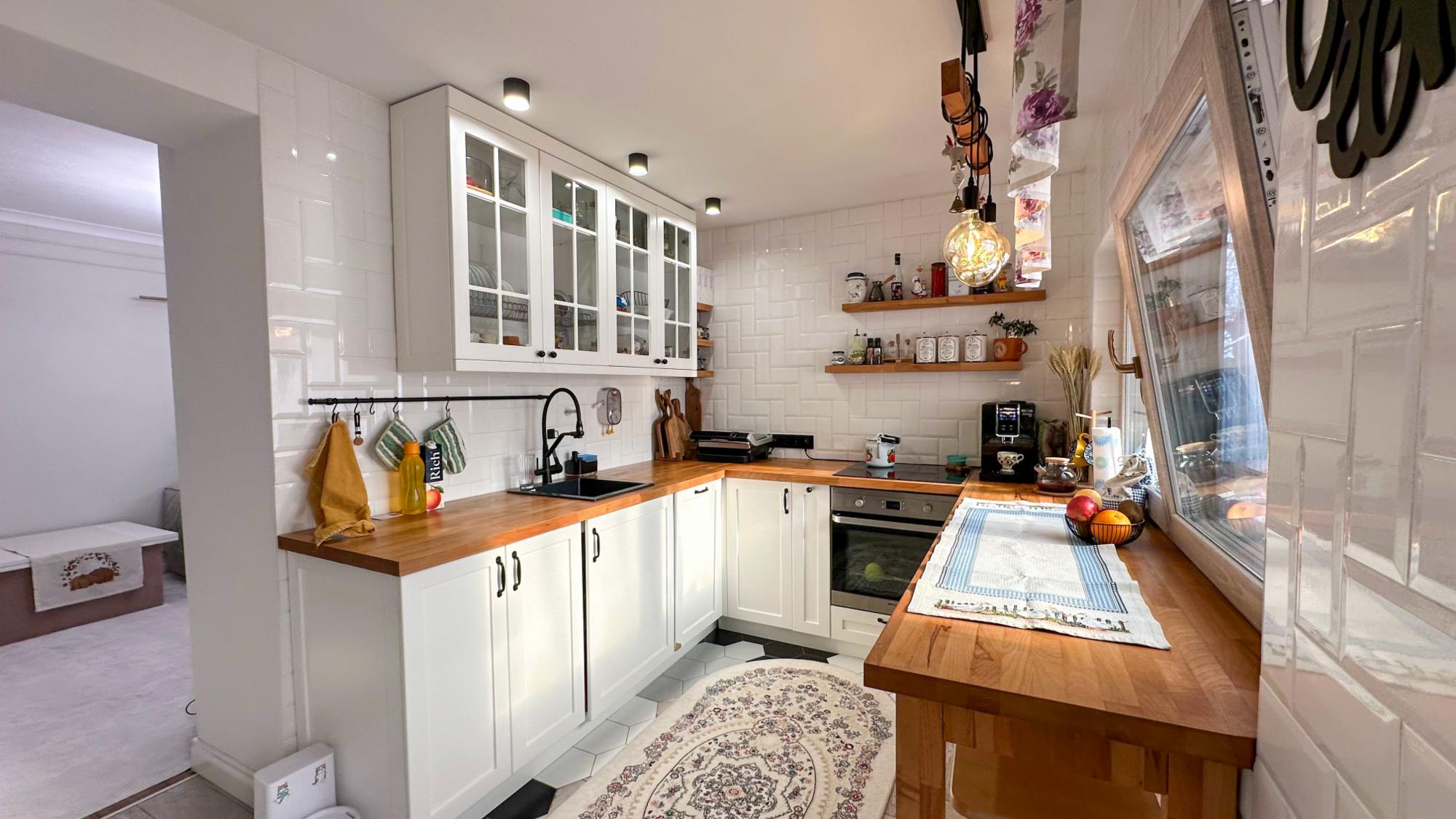 4-комнантная квартира, 94.0 м²,5 мкр за 36 500 000