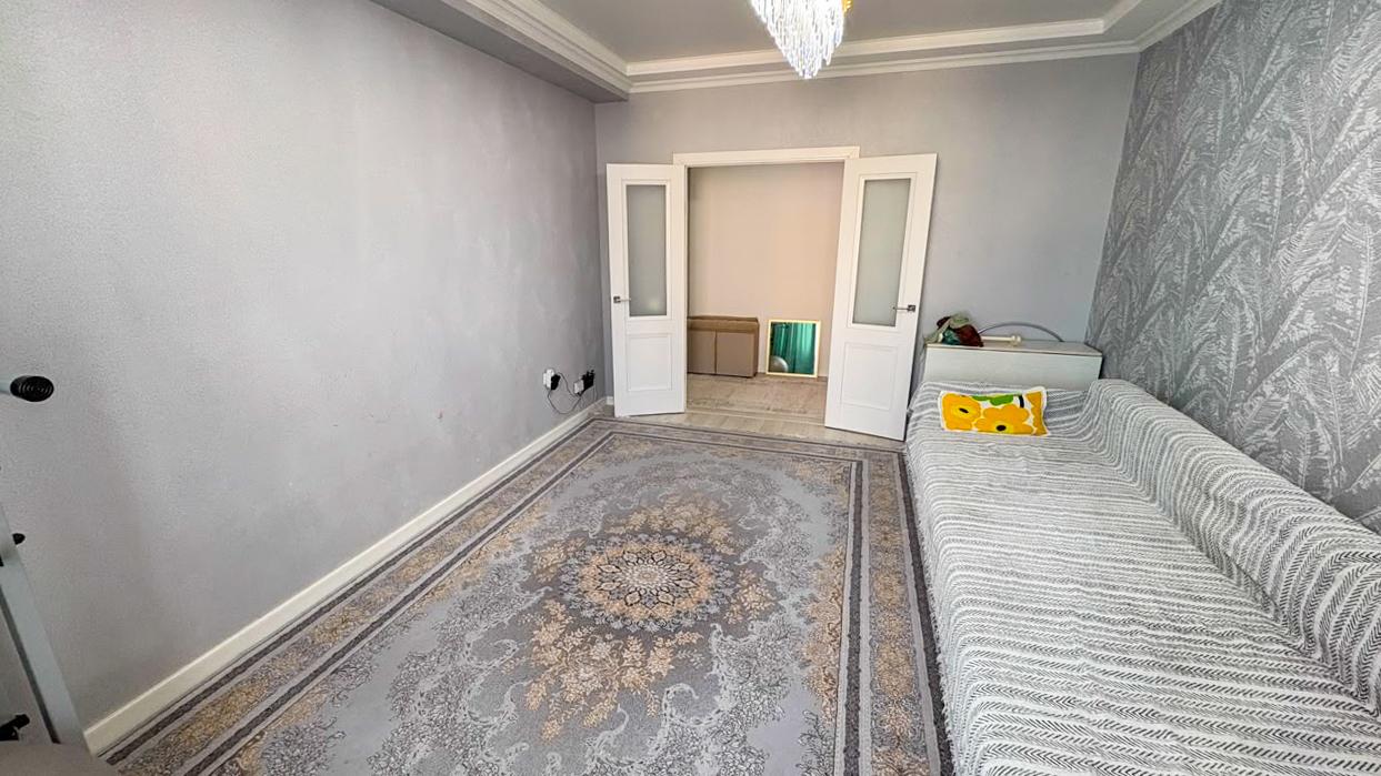 3-комнантная квартира, 90.0 м²,Базарбаева за 42 000 000