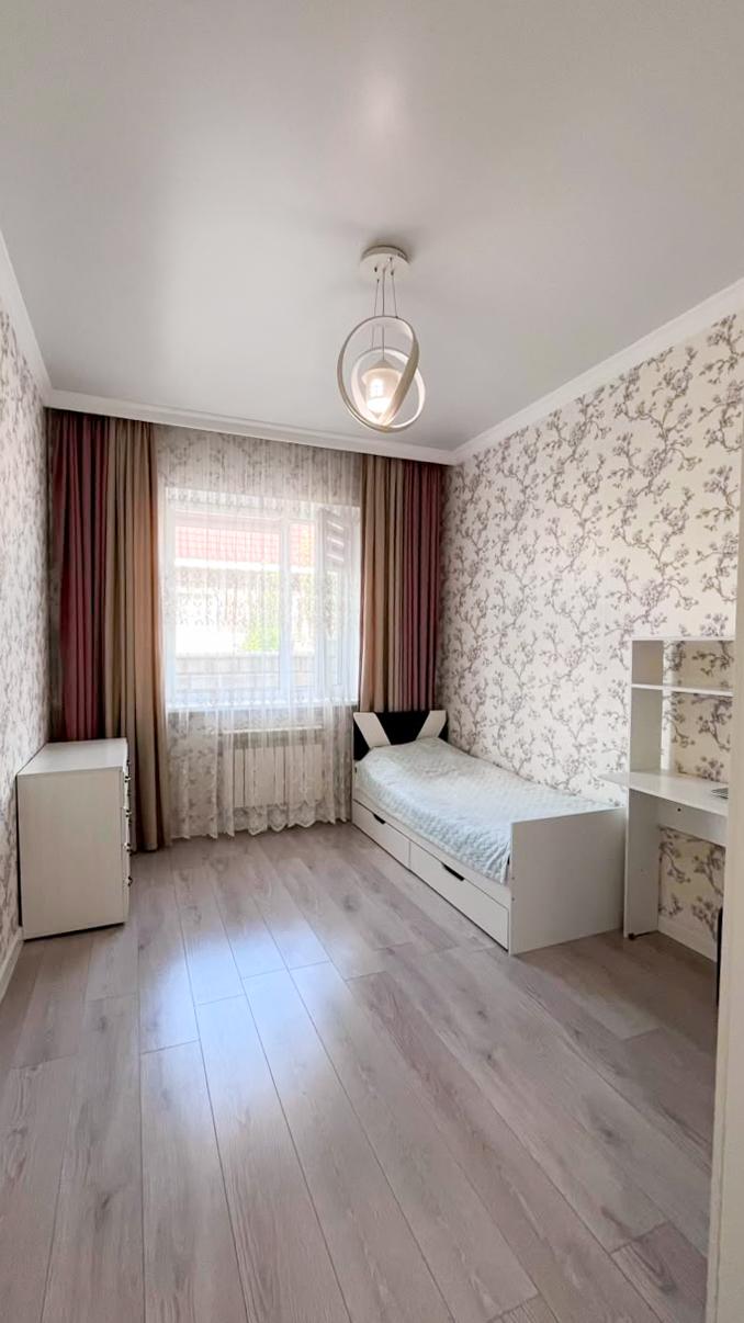 9-комнантный квартира, 215.0 м²,Коктем за 100 000 000