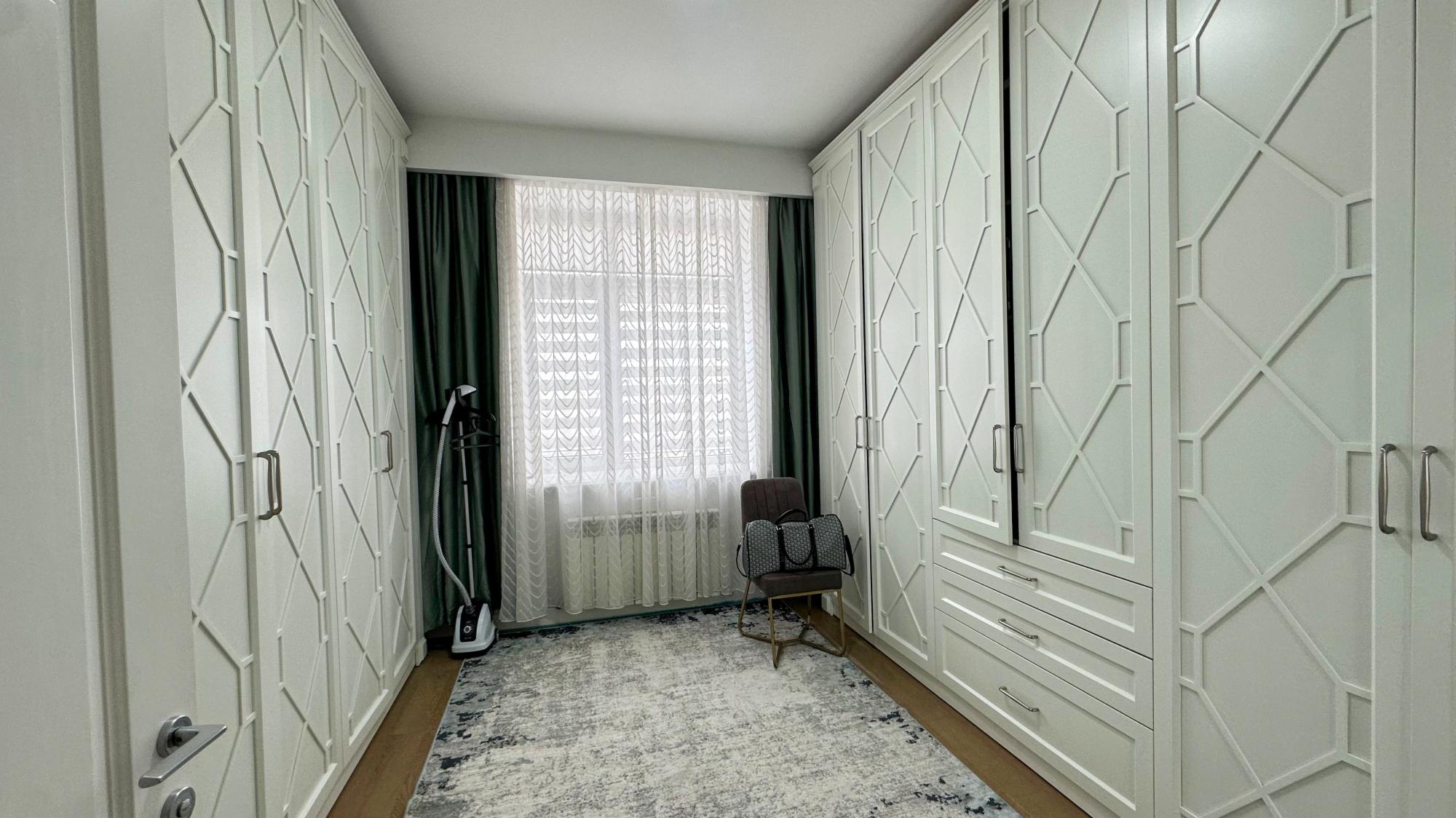 4-комнантная квартира, 164.0 м²,Жана Гарышкер за 95 000 000