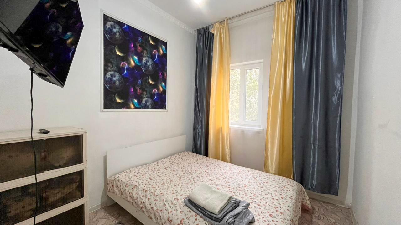 10-комнантный квартира, 550.0 м²,Желтоксан за 90 000 000