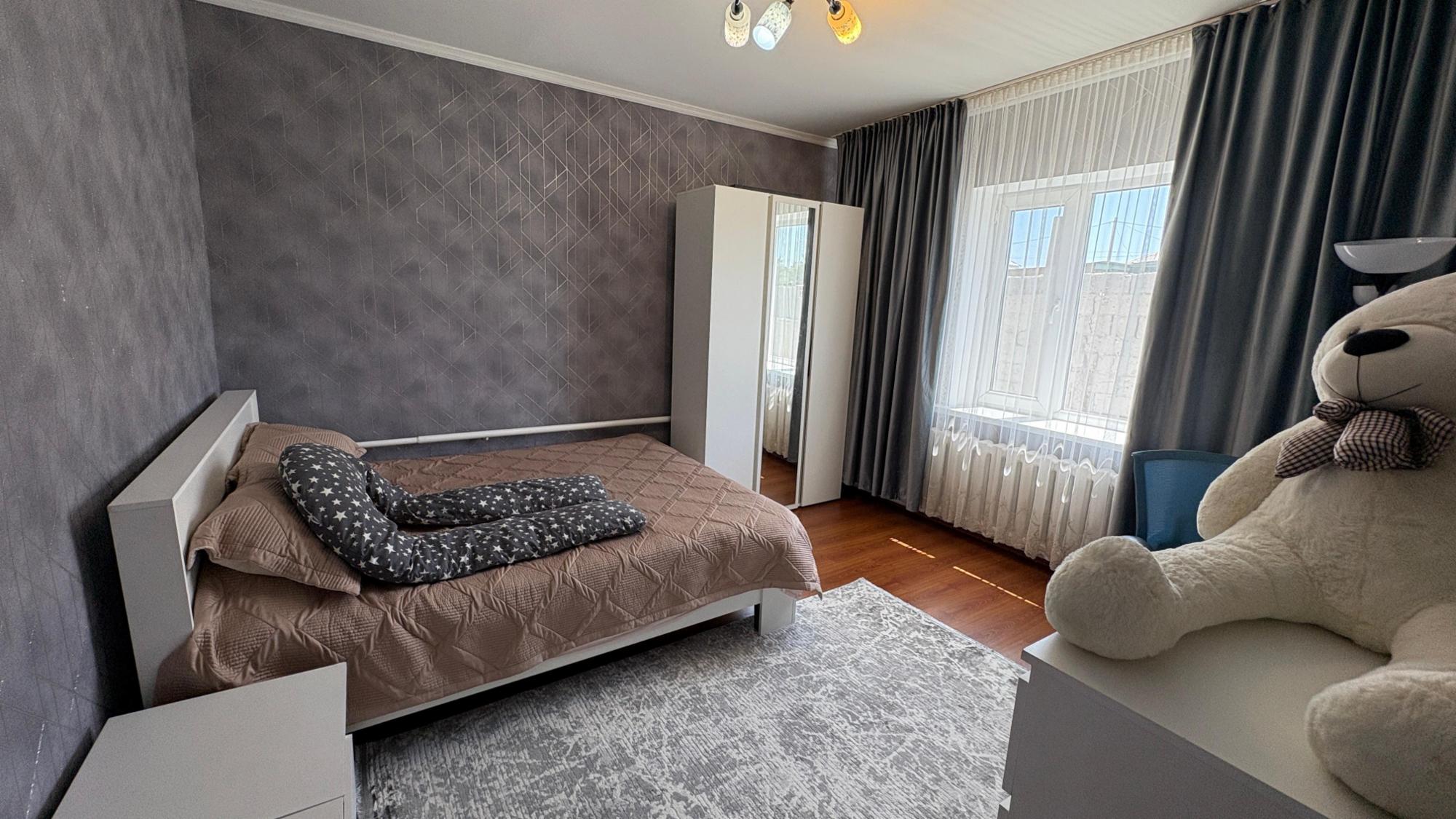 5-комнантный квартира, 139.5 м²,Жабаева за 52 000 000