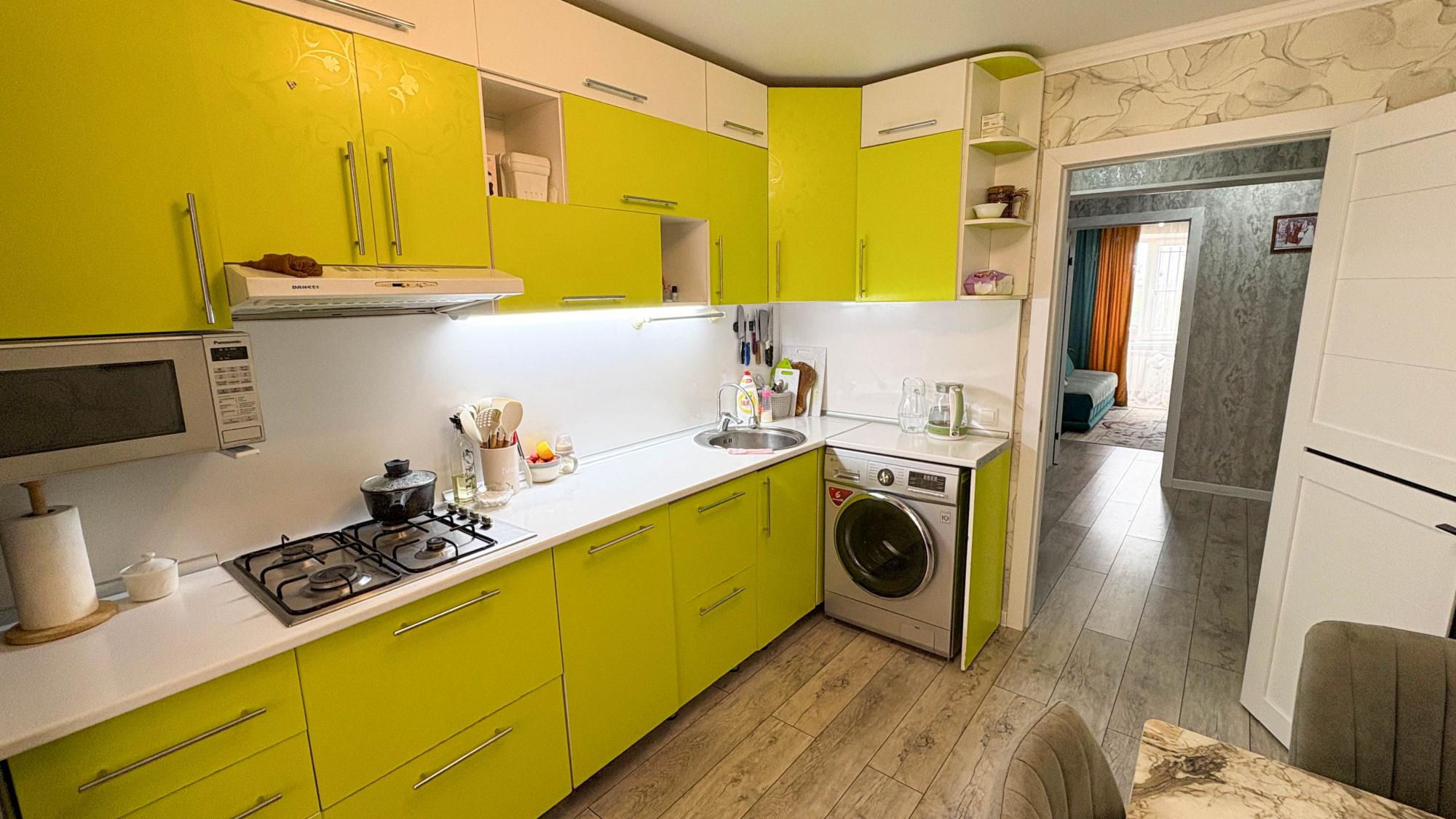 3-комнантная квартира, 65.0 м²,4 мкр за 24 500 000