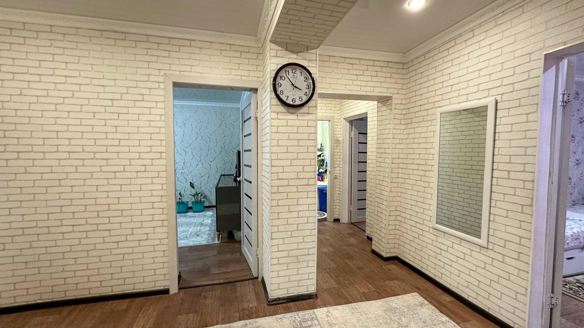 4-комнантная квартира, 91.0 м²,4 мкр за 32 300 000