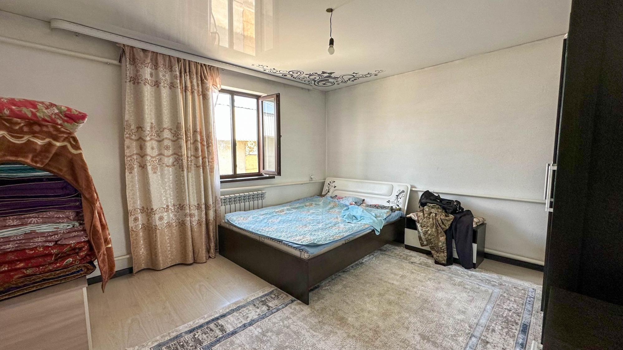 5-комнантный квартира, 165.0 м²,Жексыгельдинова за 35 000 000