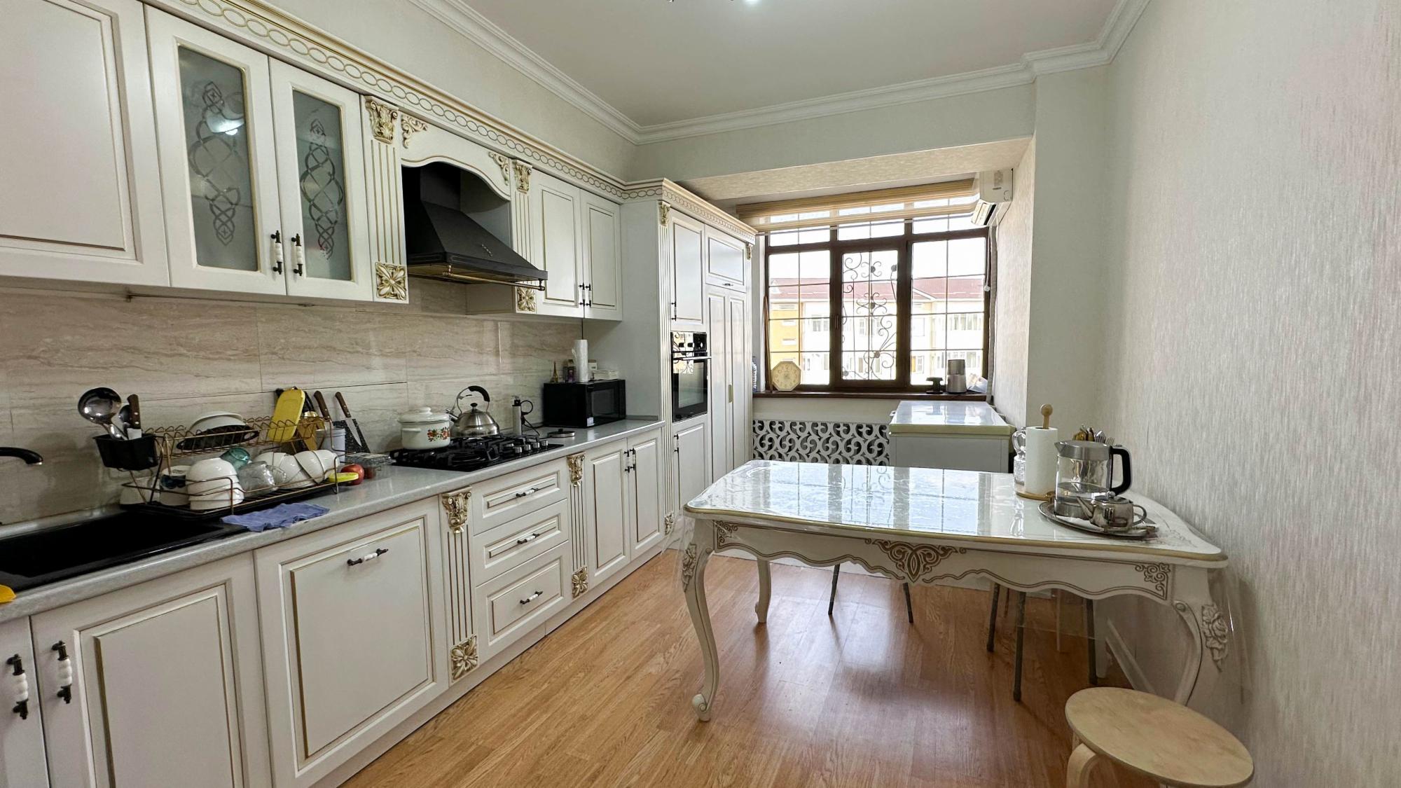 4-комнантная квартира, 112.0 м²,Болашак за 40 000 000