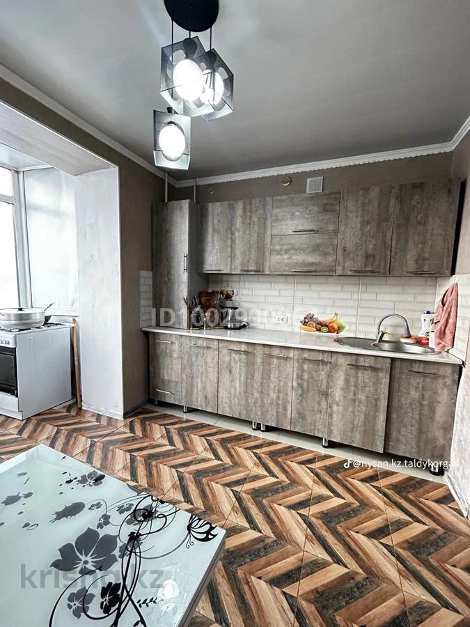 4-комнантная квартира, 101.0 м²,Кивилева за 23 000 000